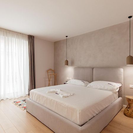 Greygreen By Holistay Tirana Exterior photo