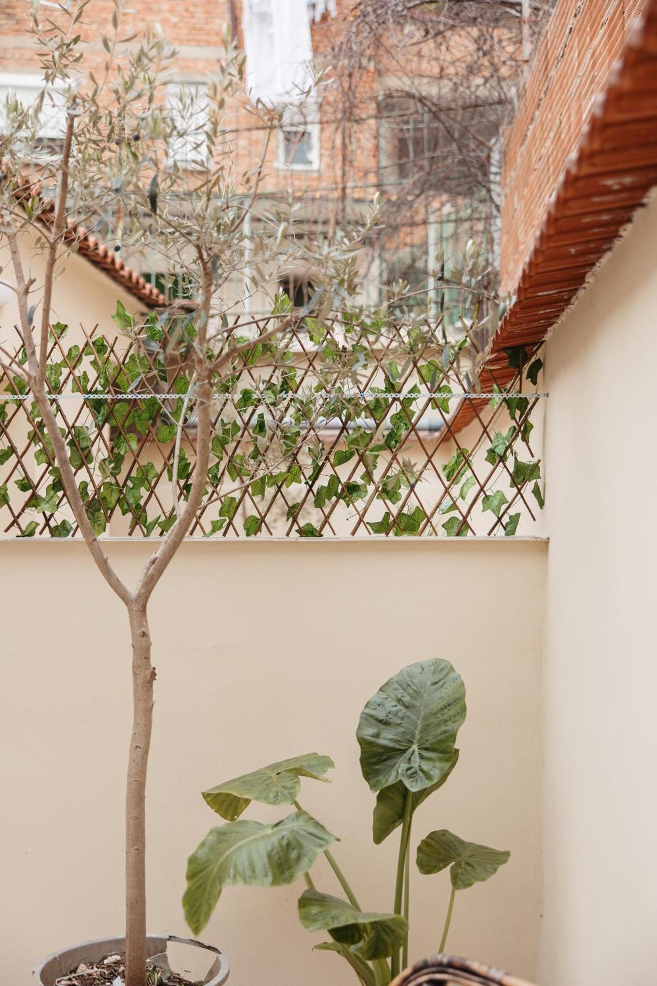 Greygreen By Holistay Tirana Exterior photo